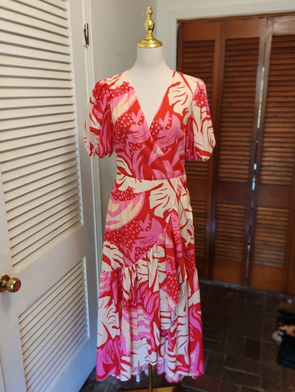 Women's Pink Tropical Print Wrap Dress